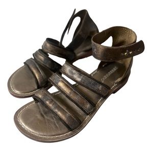 Metallic Bernardo Gladiator Sandals